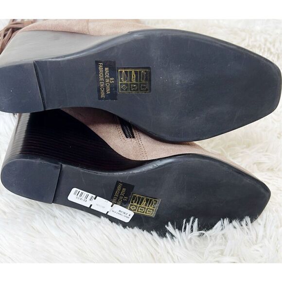 Jeffrey Campbell Suede Tassel Wedge Ankle Boot SZ 9.5 Brown - Picture 7 of 8